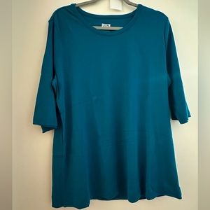 Duluth Trading Co. Women’s long tail Tee Elbow Sleeve Scoop Neck - Teal Size XL
